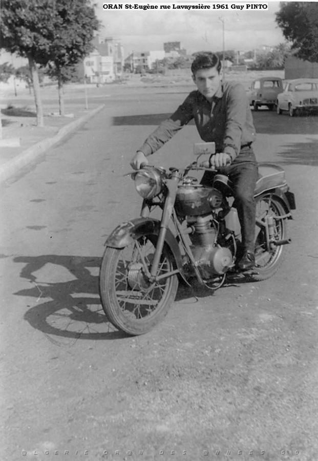 ORAN - Saint Eugene rue Lavayssiere Guy Pinto1961.jpg